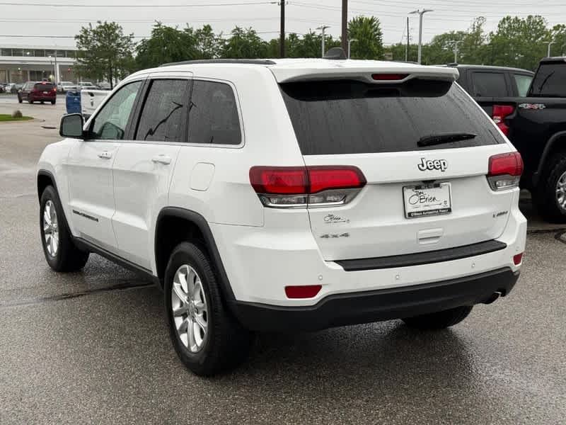Used 2022 Bright White Clear Coat Jeep Laredo E image 5