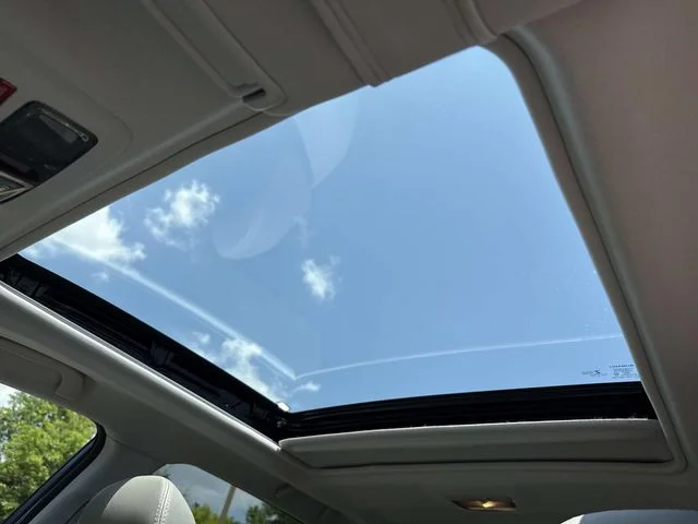 Used 2016 Blue Subaru 2.5i Limited image 4