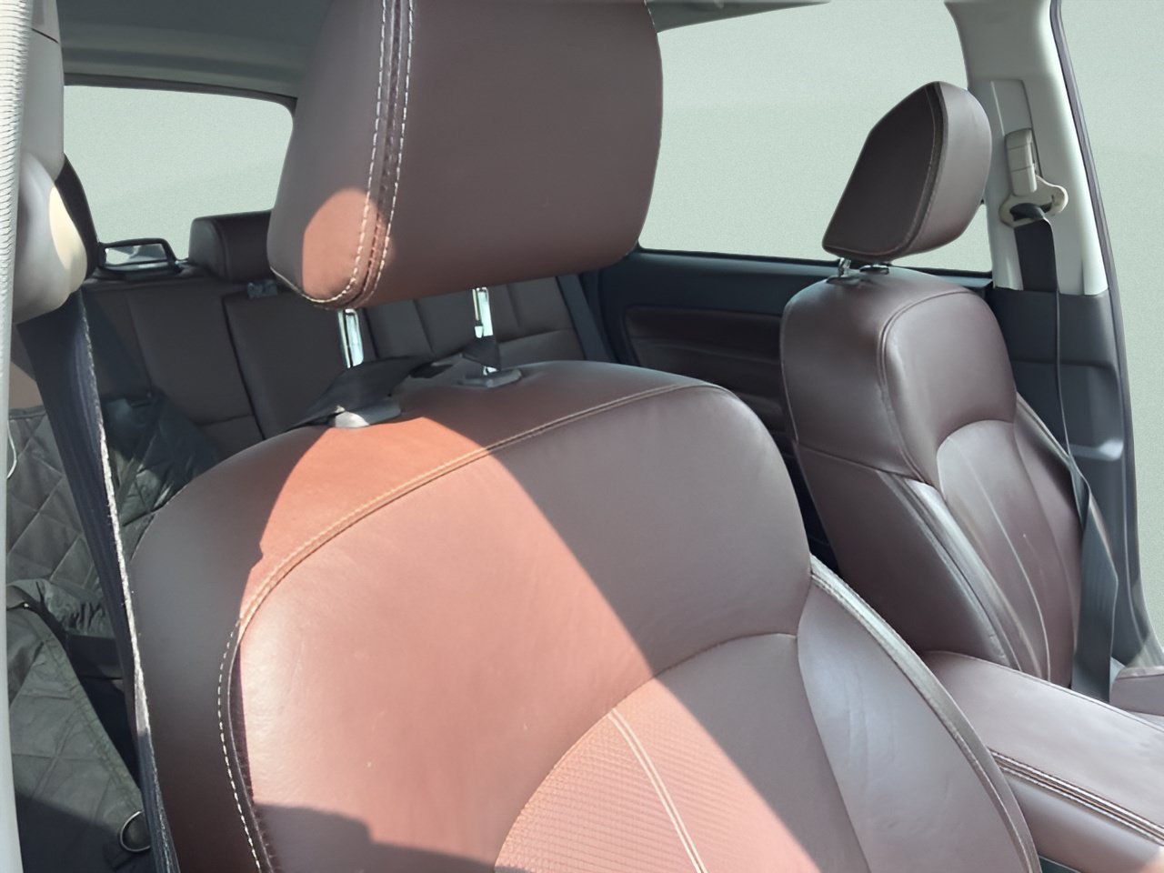 Used 2018 Crystal White Pearl Subaru Touring image 12