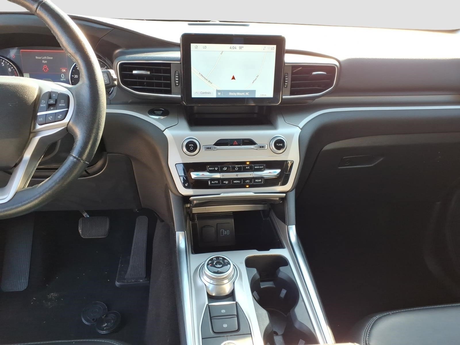 2022 Ford Explorer XLT - Photo 10