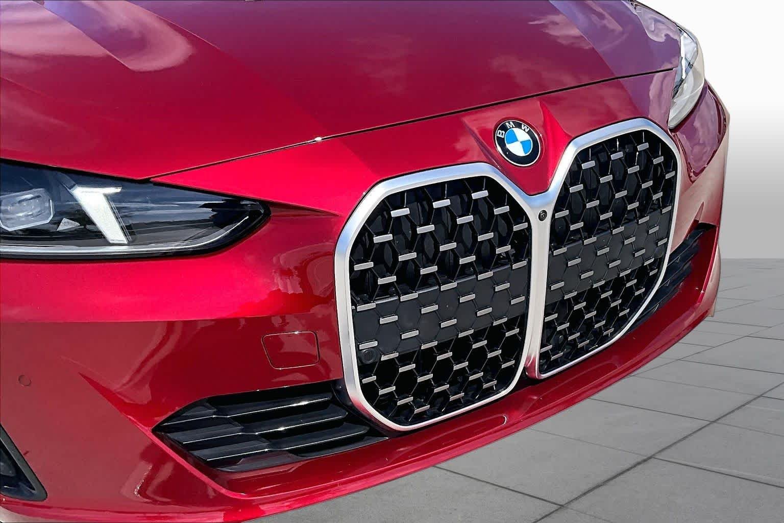 Used 2026 Vegas Red Metallic BMW 430i image 28
