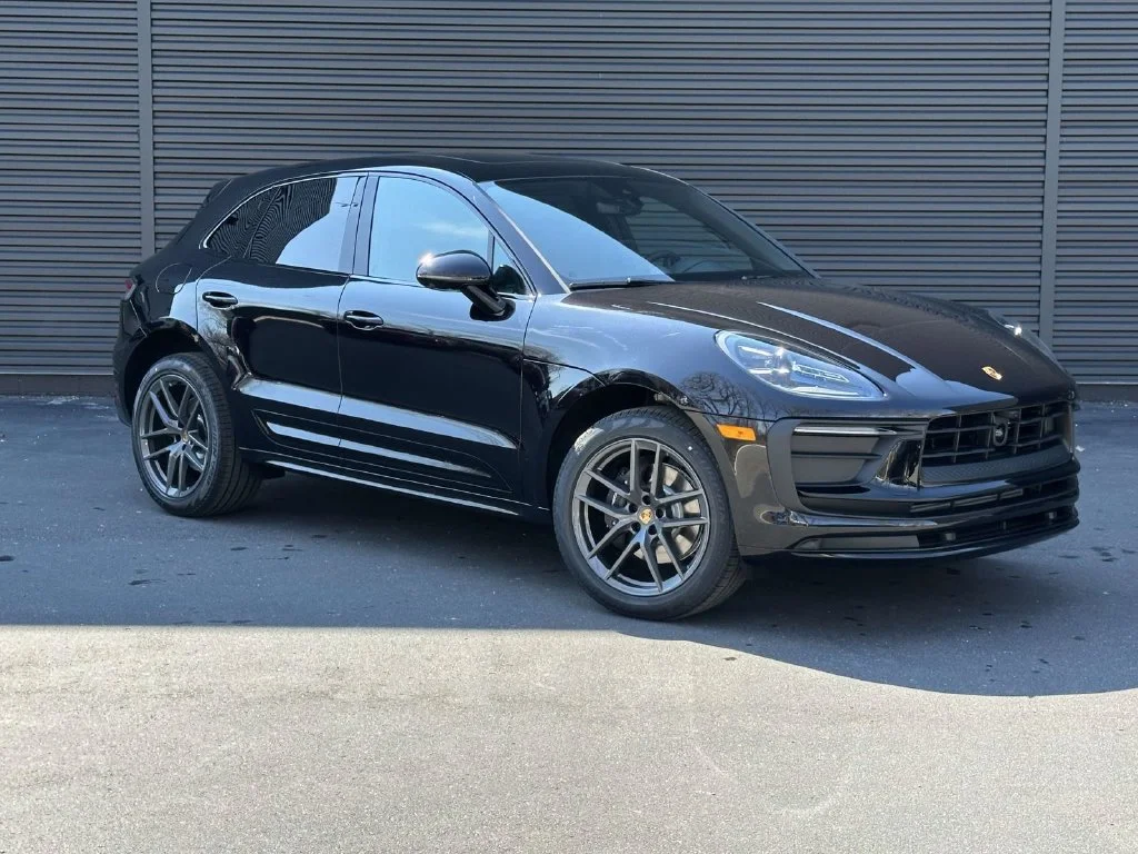New 2026 Black Porsche T image 7