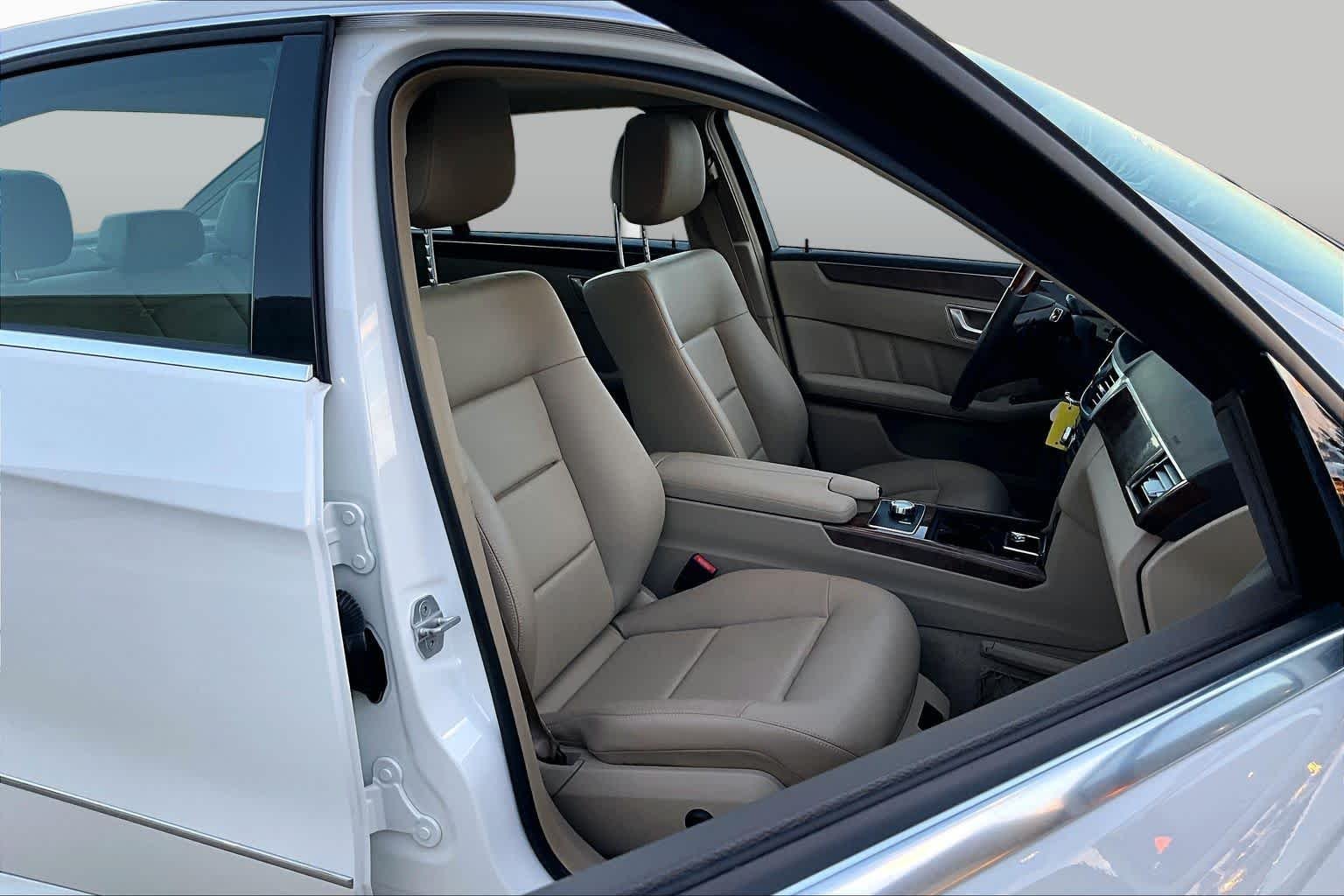 Used 2013 Polar White Mercedes-Benz E 350 Luxury image 8