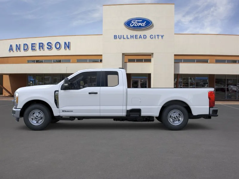 New 2026 Oxford White Ford XL image 3