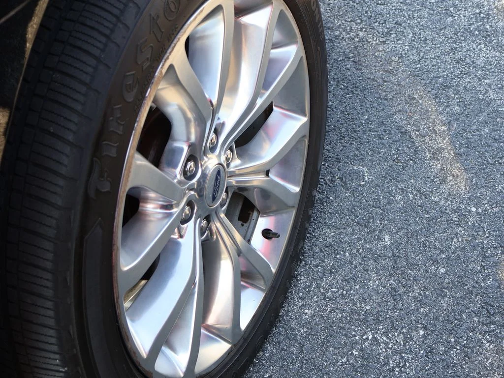 Used 2019 Black Ford Platinum image 25