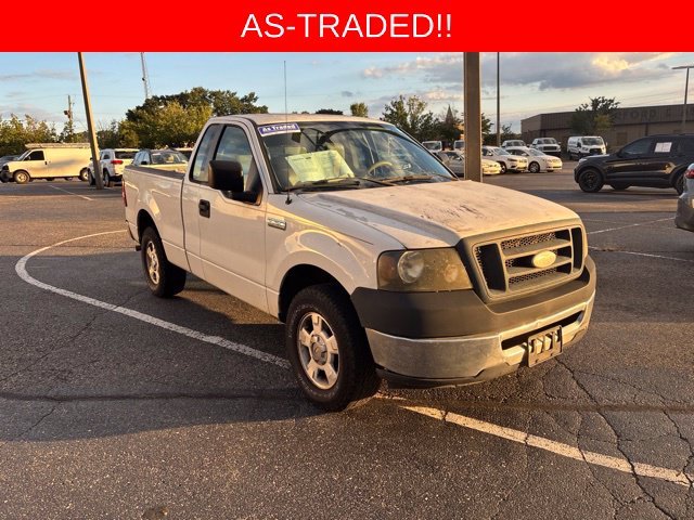 Used 2008 White Ford XL image 1
