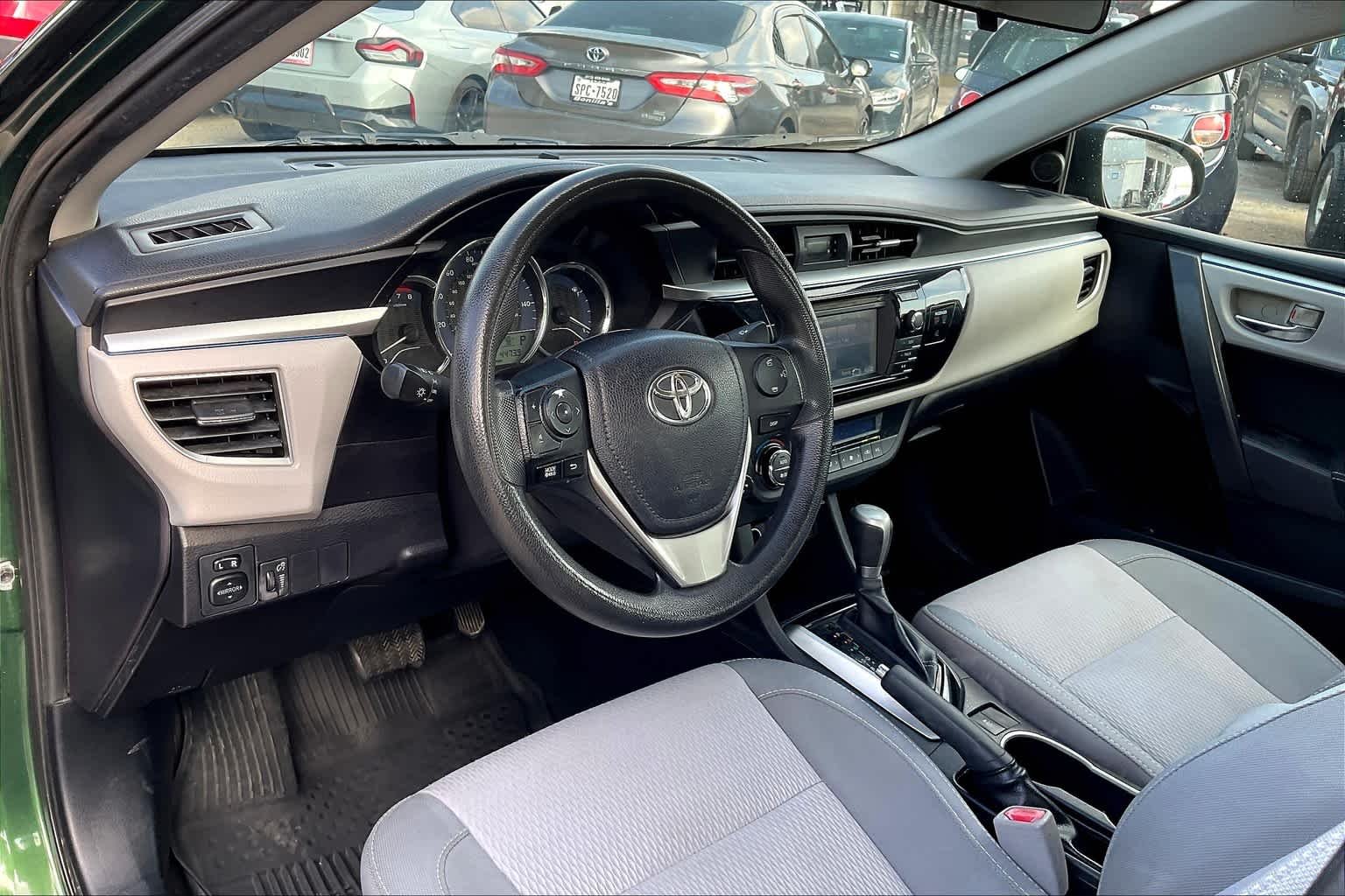 Used 2015 4Evergreen Mica Toyota LE image 17