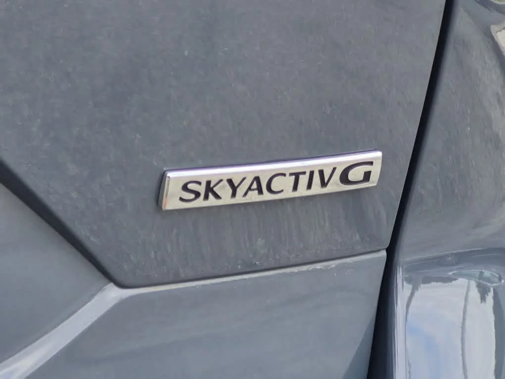 Certified Used 2025 Polymetal Gray Metallic Mazda 2.5 S Carbon Edition image 25