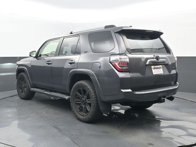 Used 2023 Magnetic Gray Metallic Toyota SR5 Premium image 3