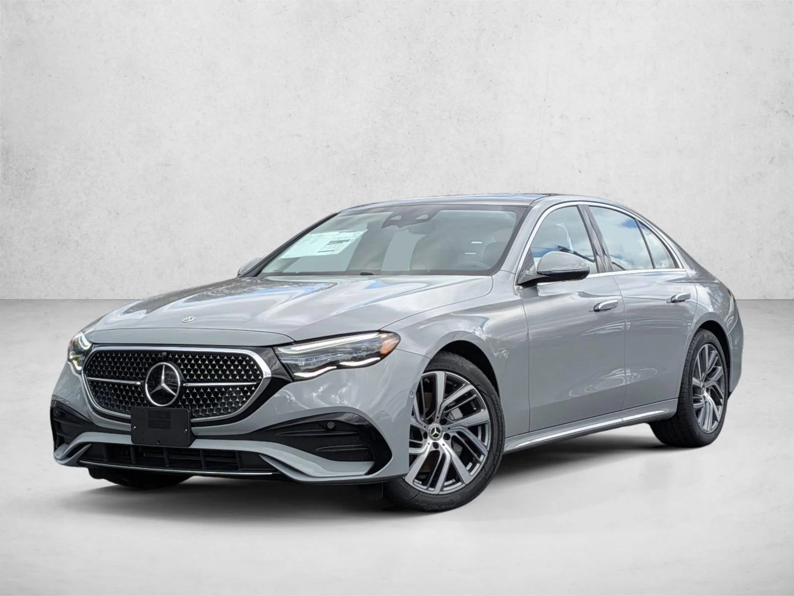 2026 Mercedes-Benz E-Class E350 4MATIC's photo