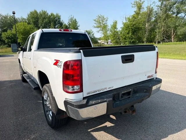 Used 2011 SUMMIT WHITE GMC SLT image 6