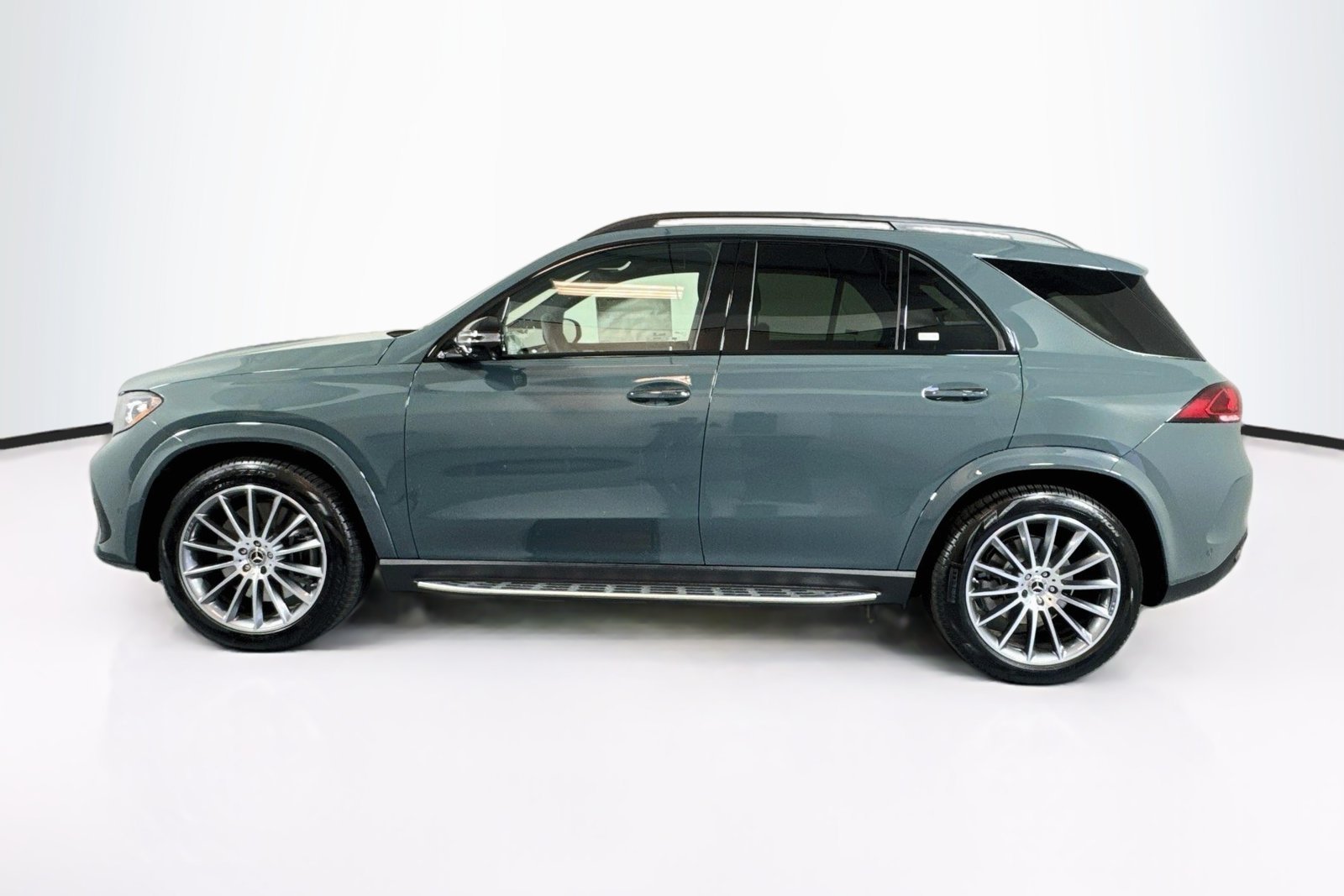 New 2027 Dark Petrol Mercedes-Benz GLE 450 image 8