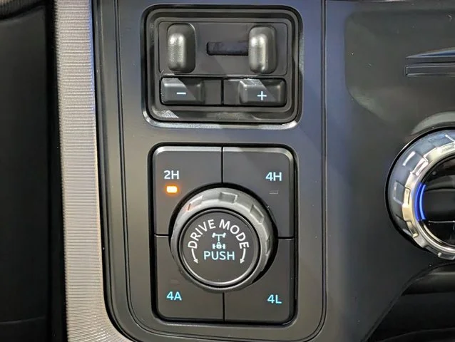 New 2026 Agate Black Metallic Ford Platinum® image 44