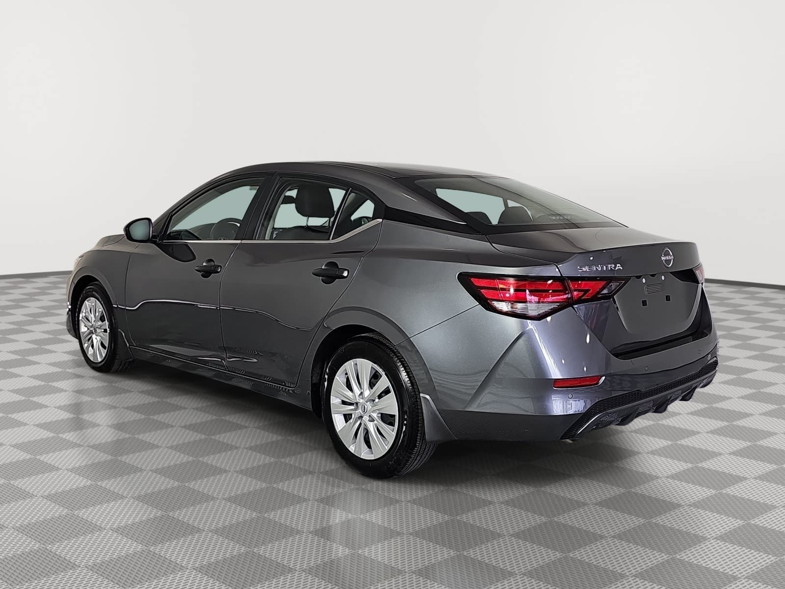 Used 2025 Gray Nissan S image 6