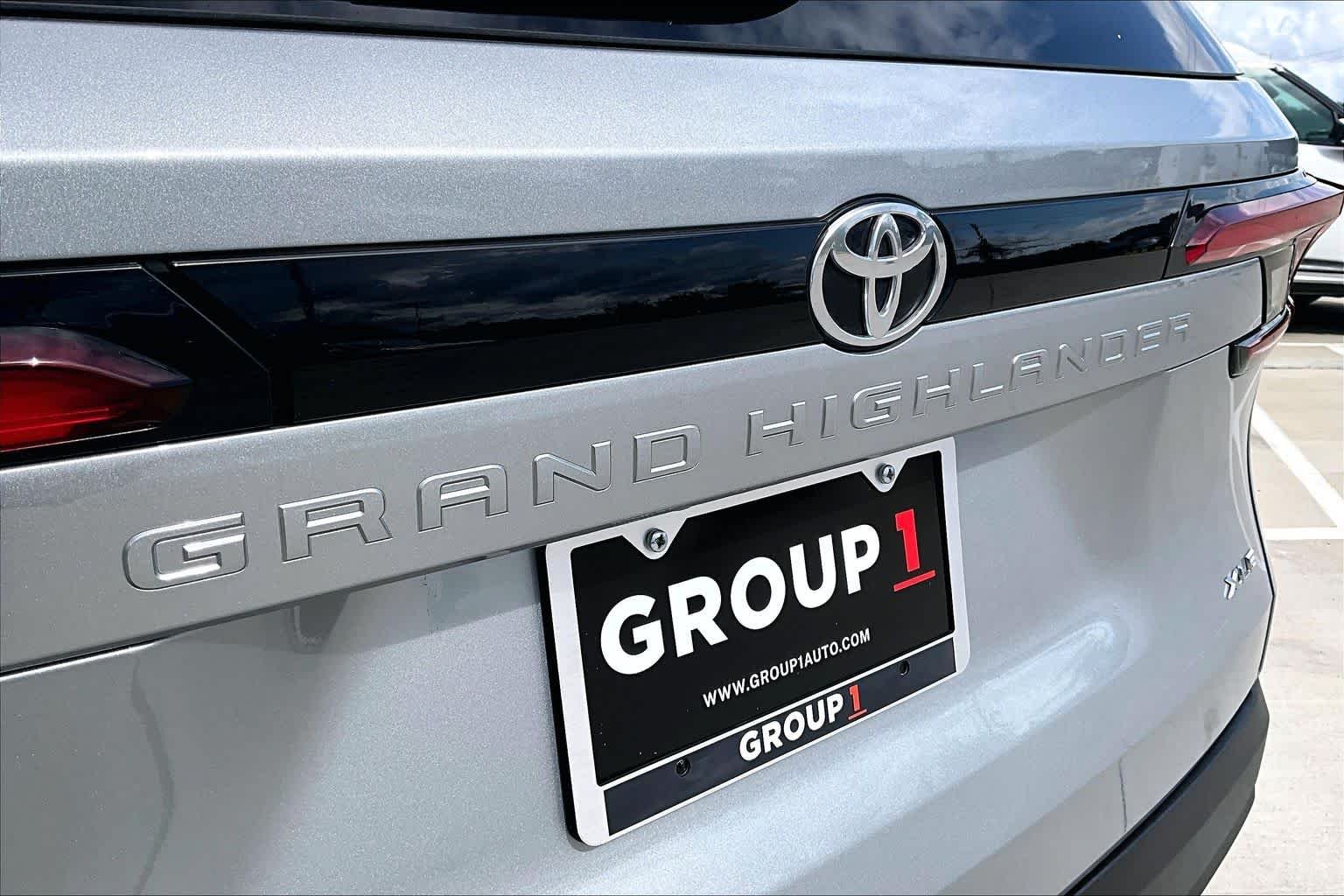 Used 2026 Celestial Silver Metallic Toyota LE image 31
