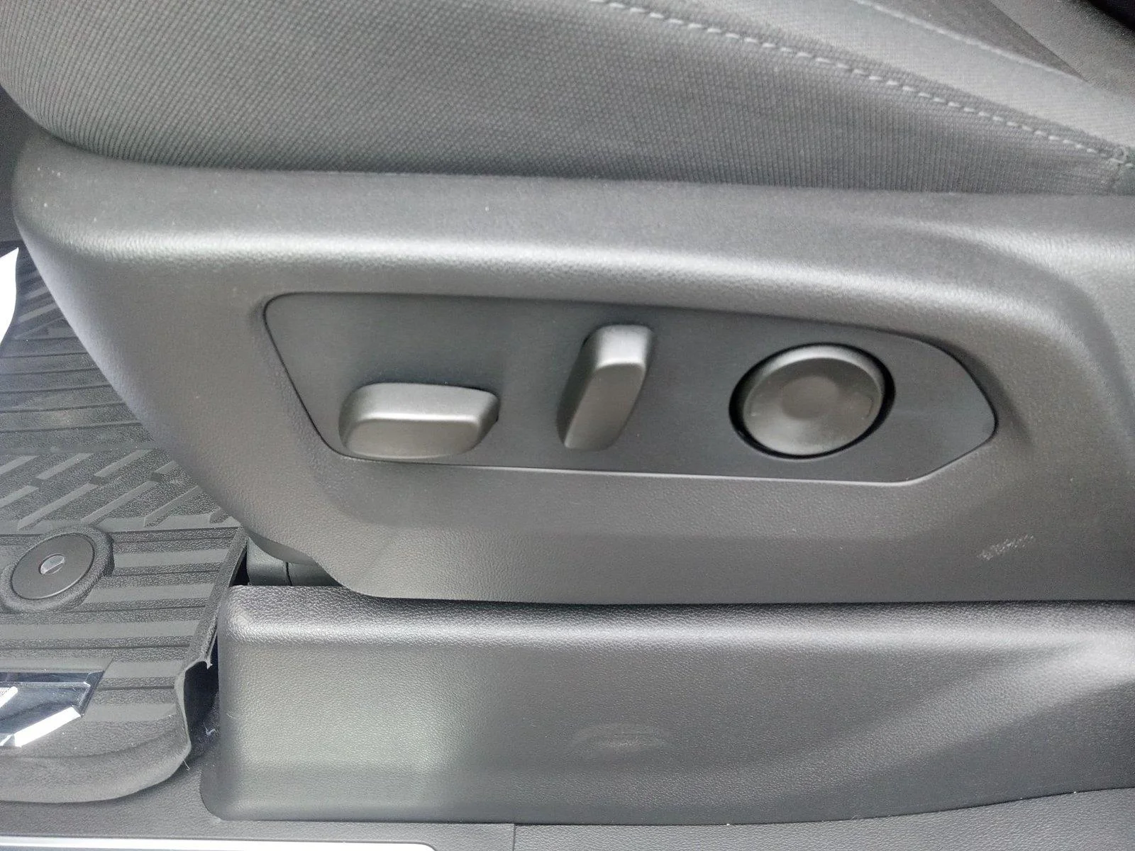 New 2026 Sterling Gray Metallic Chevrolet LT image 14