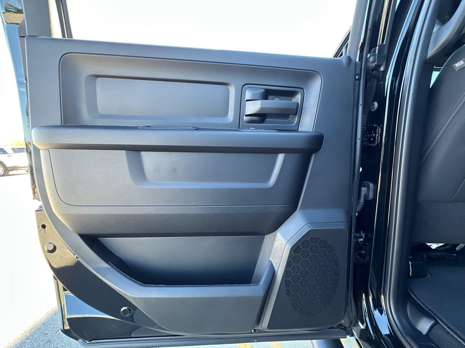 2026 RAM 2500 Tradesman - Photo 28