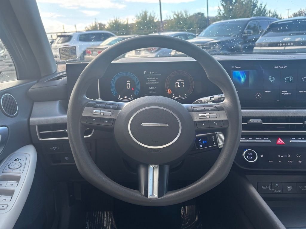 Used 2025 Black Hyundai SEL image 23
