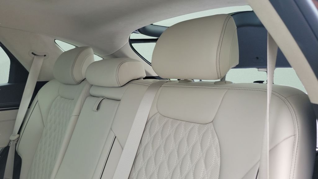 2025 GENESIS GV70 Sport - Photo 10