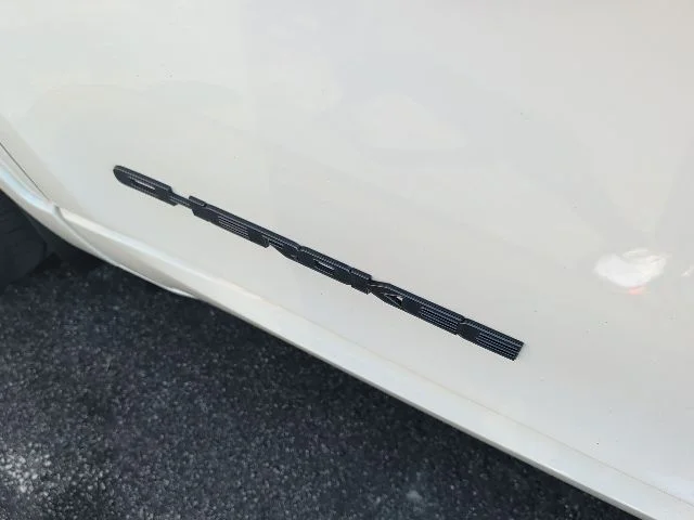 Used 2019 Pearl White Jeep Limited image 8