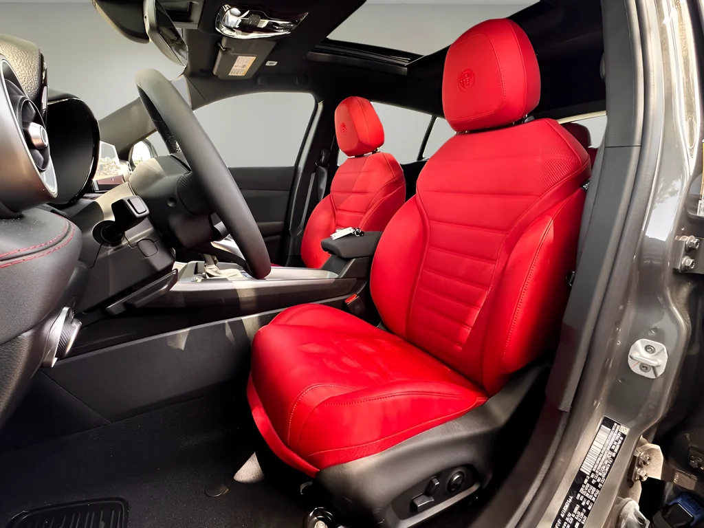 2026 Alfa Romeo Tonale Sprint - Photo 8