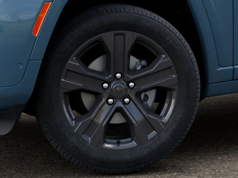 New 2027 Steel Blue Paint Jeep Limited Reserve image 4