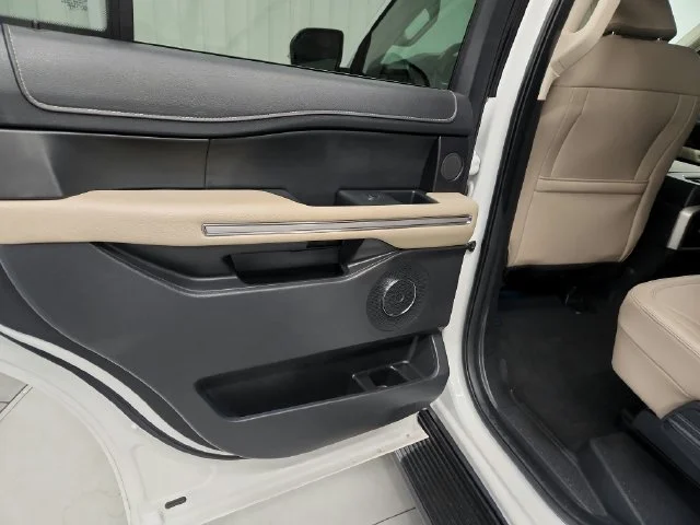 Used 2024 White Ford Limited image 22