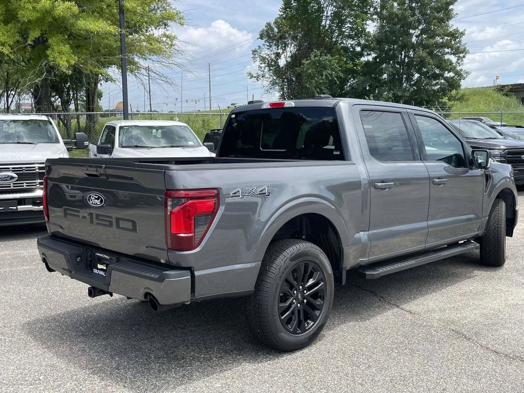 New 2026 Gray Ford XLT image 3