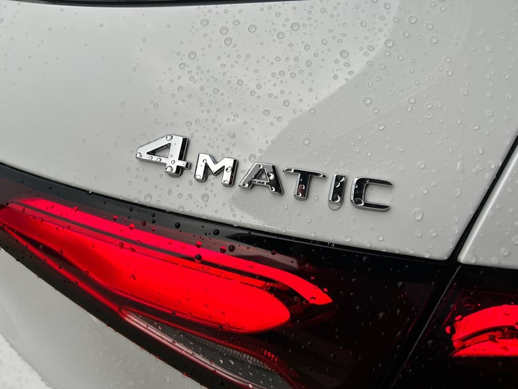 New 2027 Polar White Mercedes-Benz GLC 300 image 66