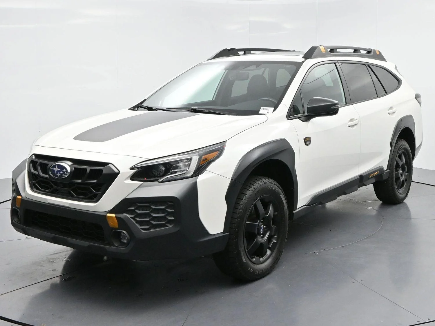 Used 2024 Crystal White Pearl Subaru Wilderness image 3