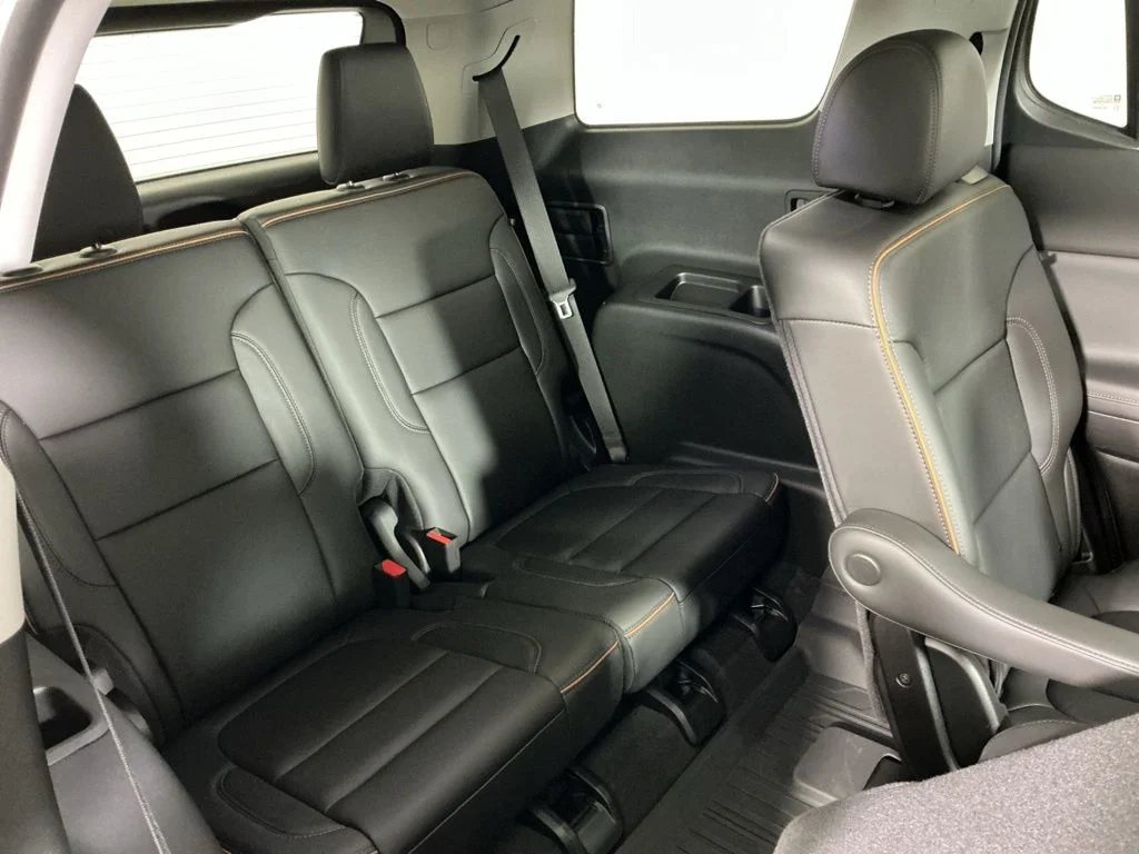 Certified Used 2023 Silver GMC AT4 image 9