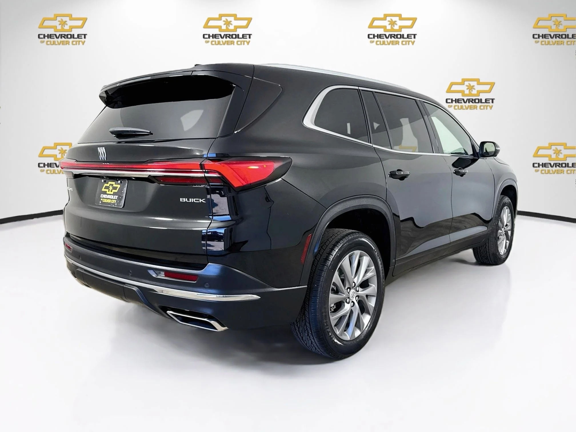 Used 2025 Ebony Twilight Metallic Buick Preferred image 8