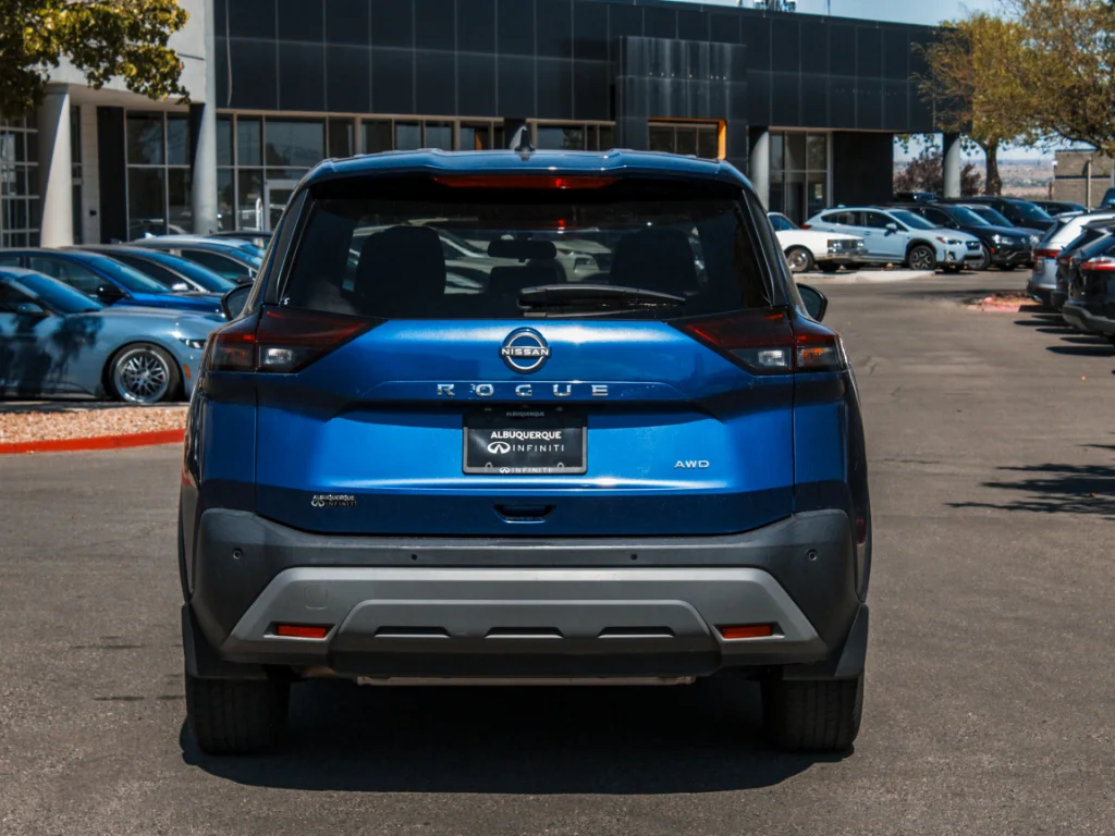 Used 2023 Caspian Blue Metallic Nissan S image 6