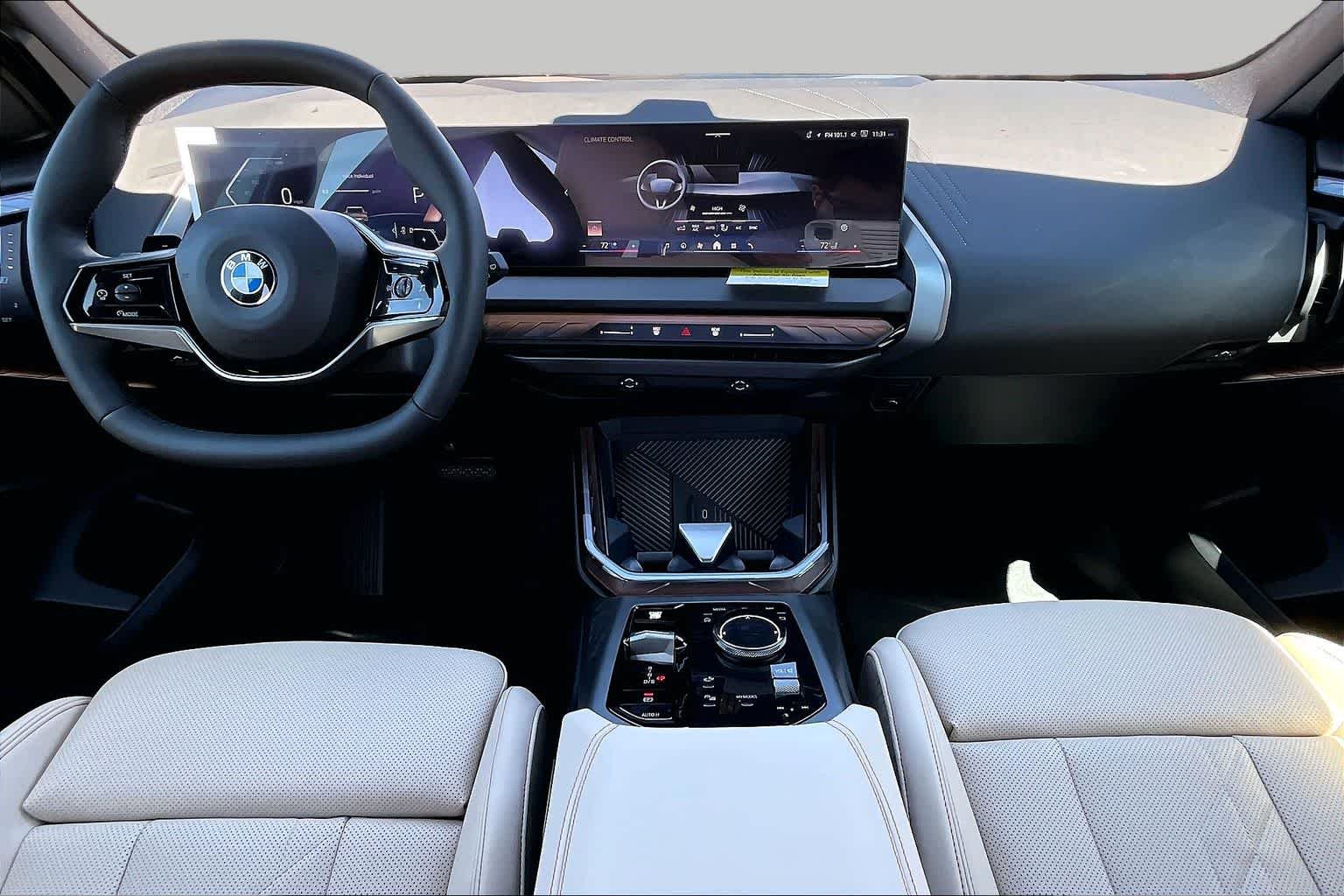 New 2026 Skyscraper Grey Metallic BMW 30 xDrive image 5