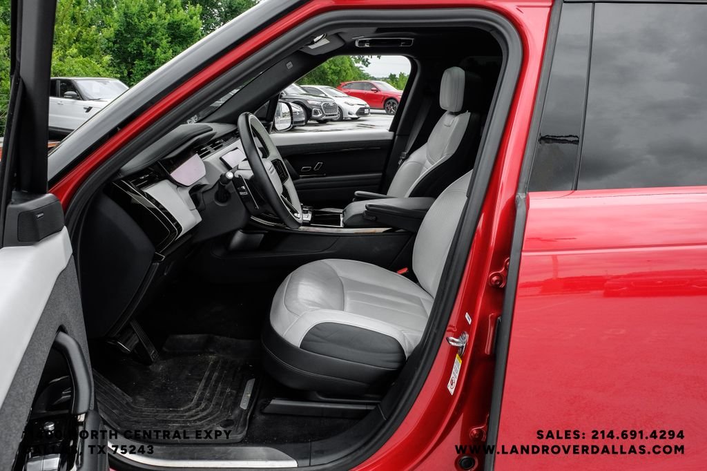 Used 2023 Firenze Red Metallic Land Rover SE Dynamic image 39
