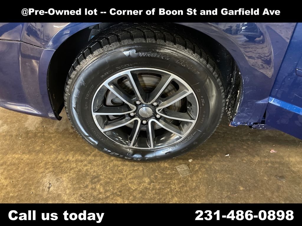 Used 2016 Blue Dodge R/T image 11