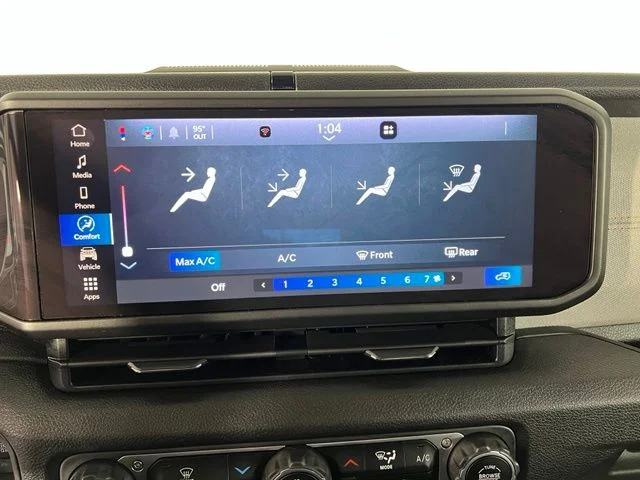 Used 2024 White Jeep Sport image 19