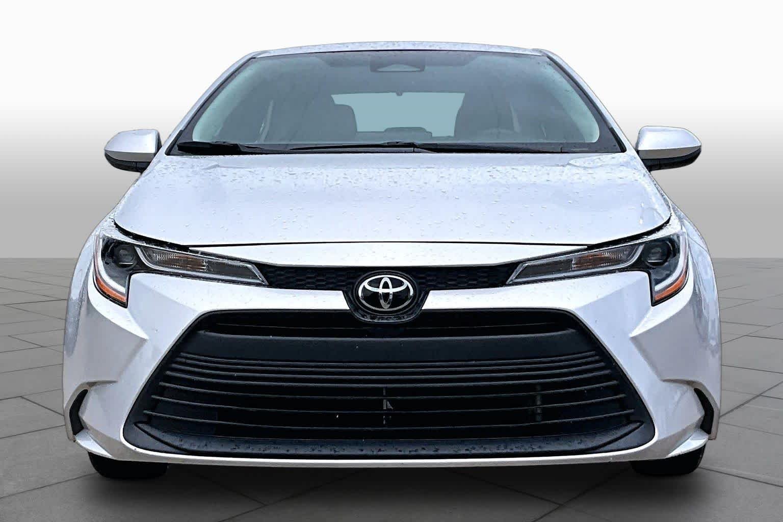 Certified Used 2024 Classic Silver Metallic Toyota LE image 4