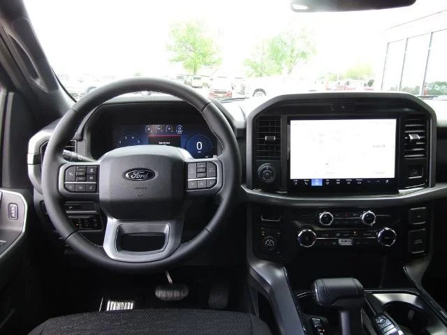 New 2026 Carbonized Gray Metallic Ford XLT image 39
