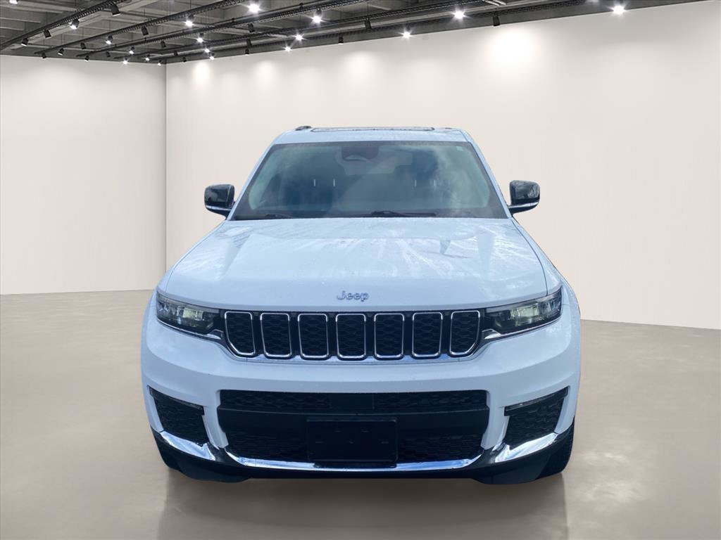 Used 2023 Bright White Clearcoat Jeep Limited image 2