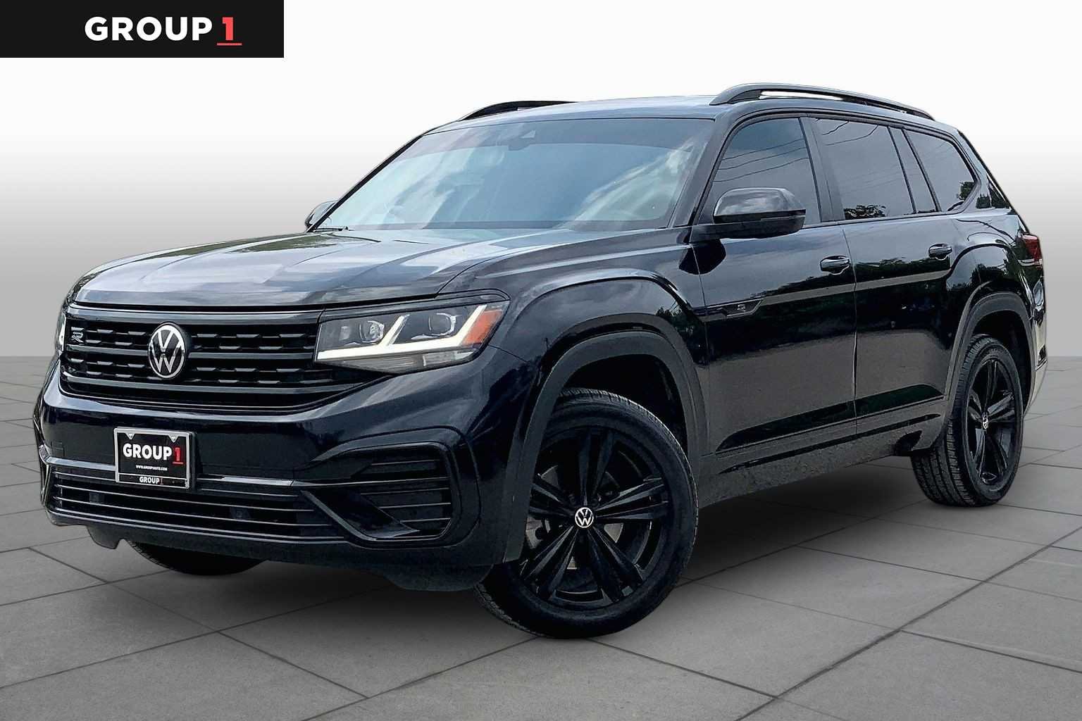 2023 Volkswagen Atlas 3.6L SEL R-Line Black 4MOTION's photo