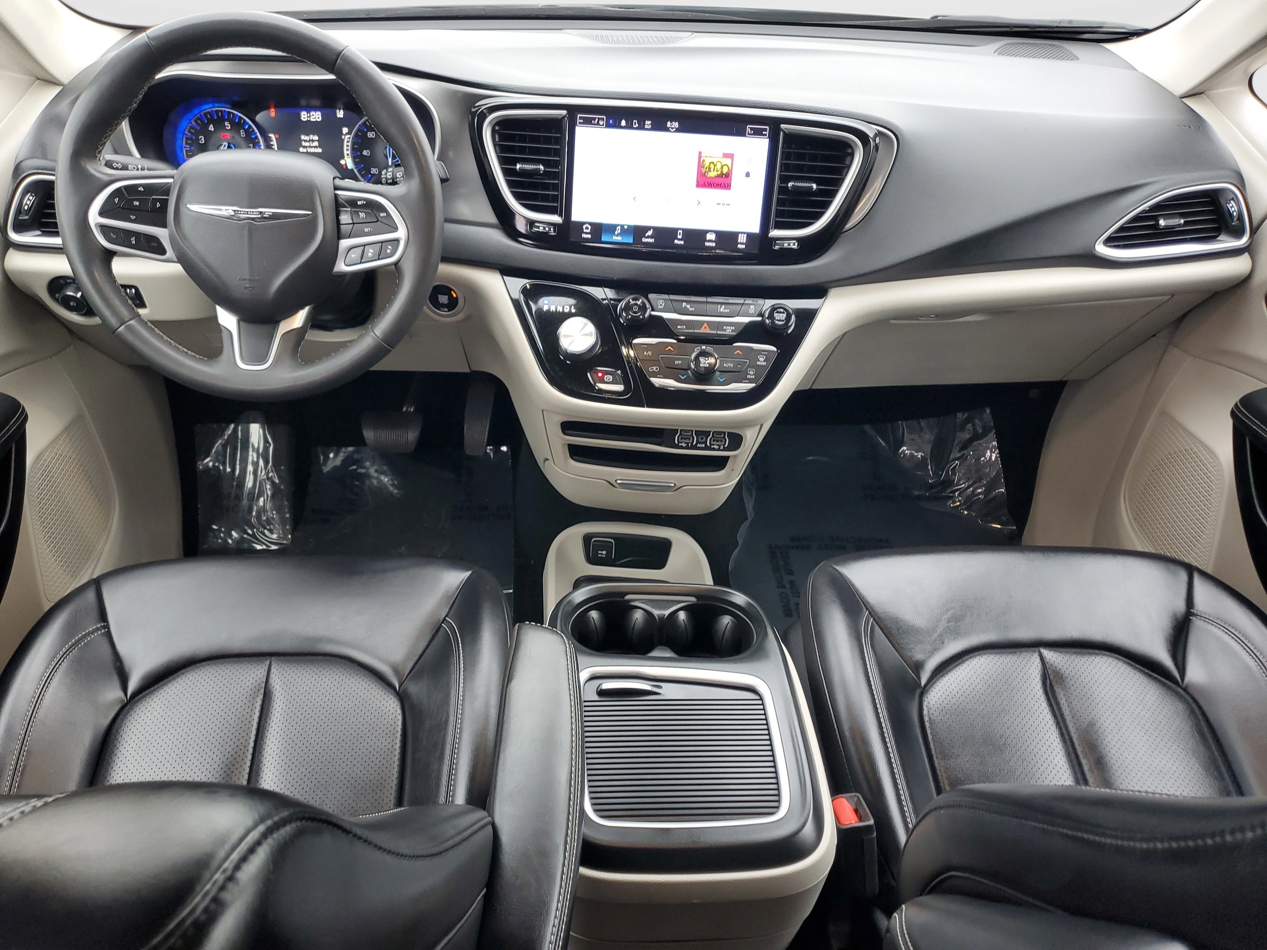 Certified Used 2023 Silver Chrysler Touring L image 15