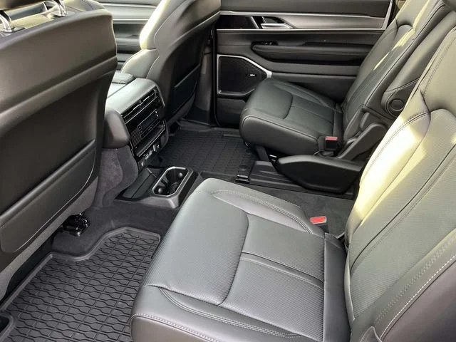 New 2026 Steel Blue Exterior Paint Jeep  image 18