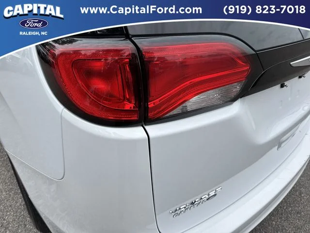 Used 2023 White Chrysler LX image 15