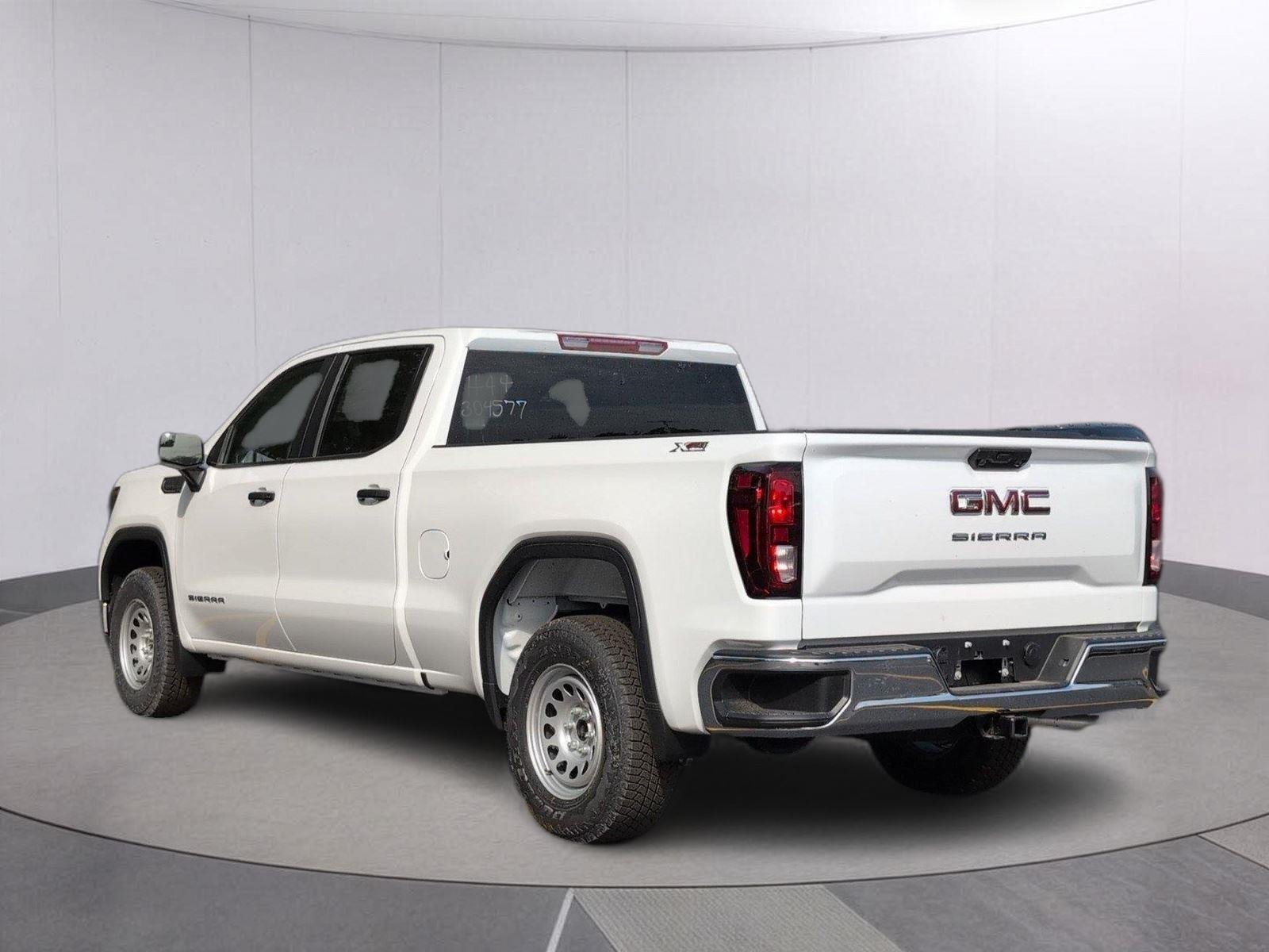 New 2026 Summit White GMC Pro image 3