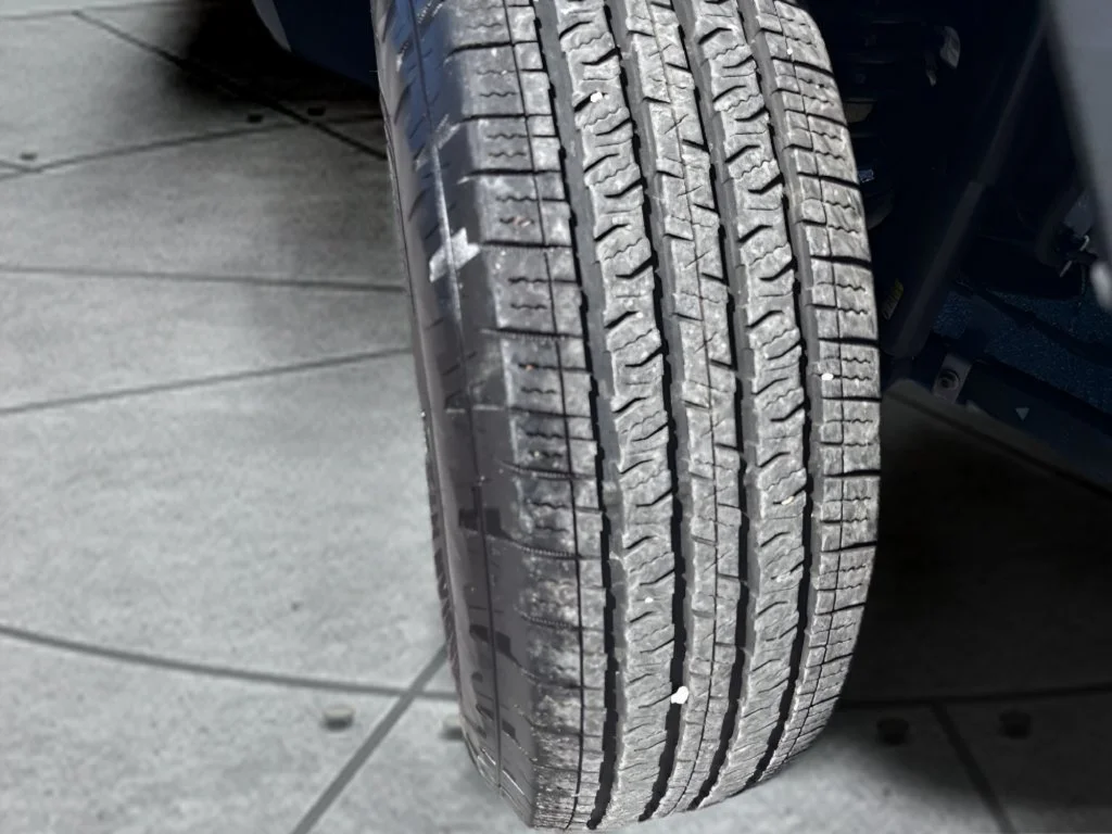 Used 2025 Green Jeep Sport image 27