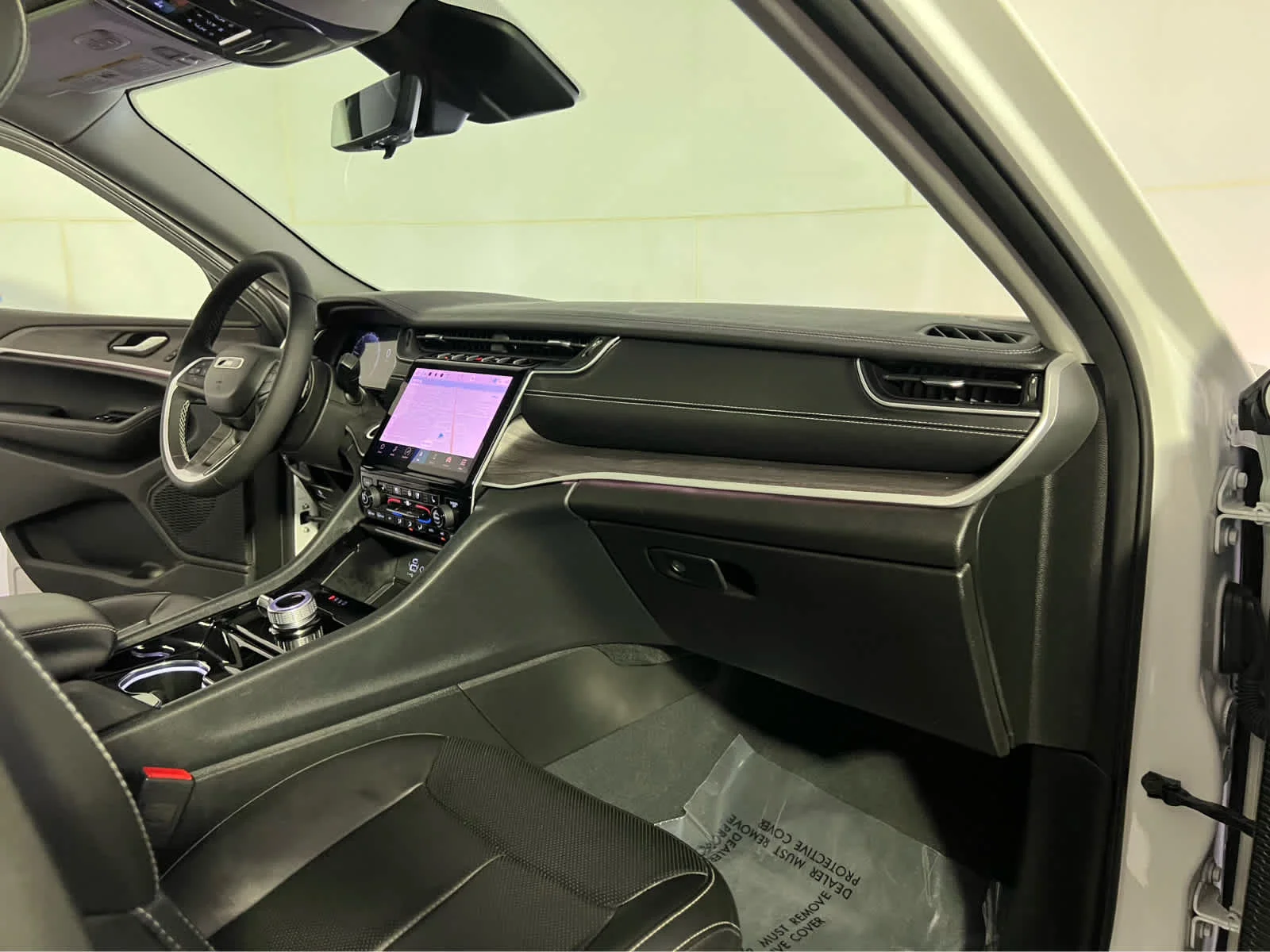 Used 2023 Bright White Clearcoat Jeep Limited image 32