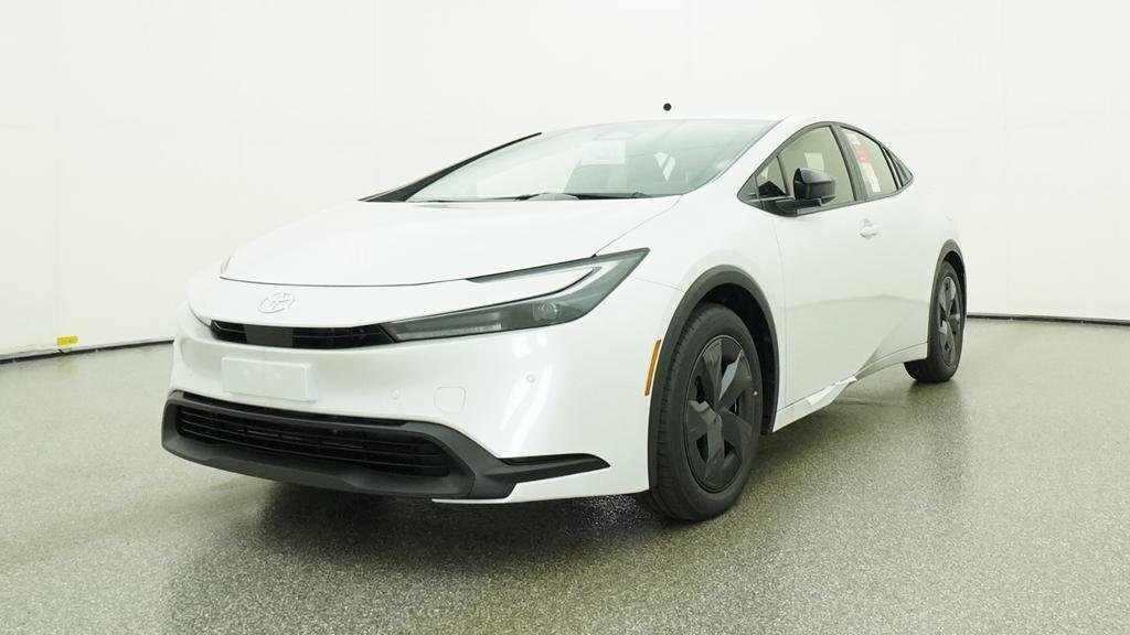 New 2026 Wind Chill Pearl Toyota LE image 19