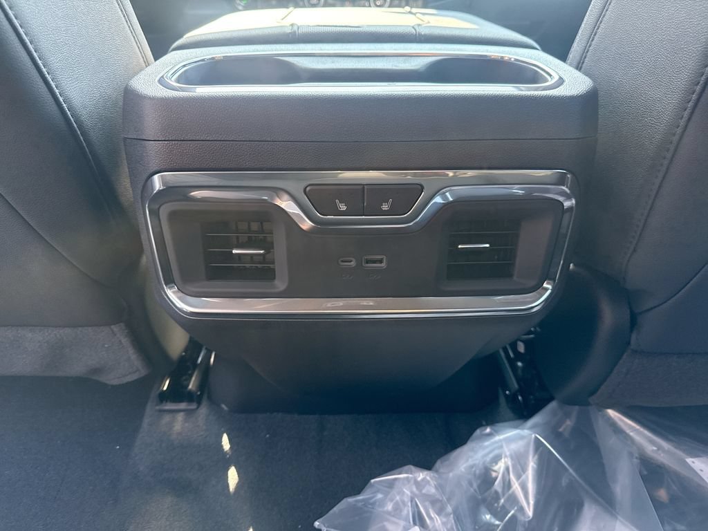 2026 GMC Sierra 1500 SLT - Photo 22