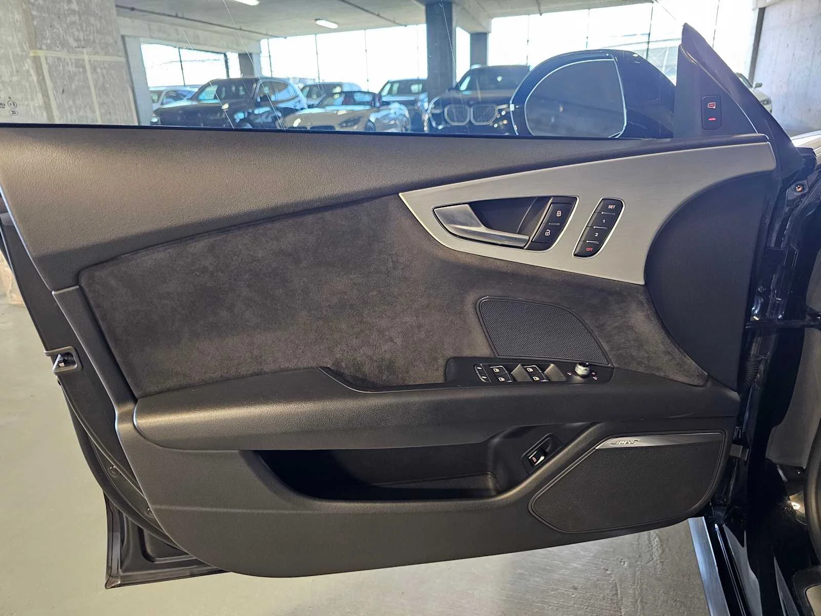 Used 2018 Brilliant Black Audi Premium Plus image 21